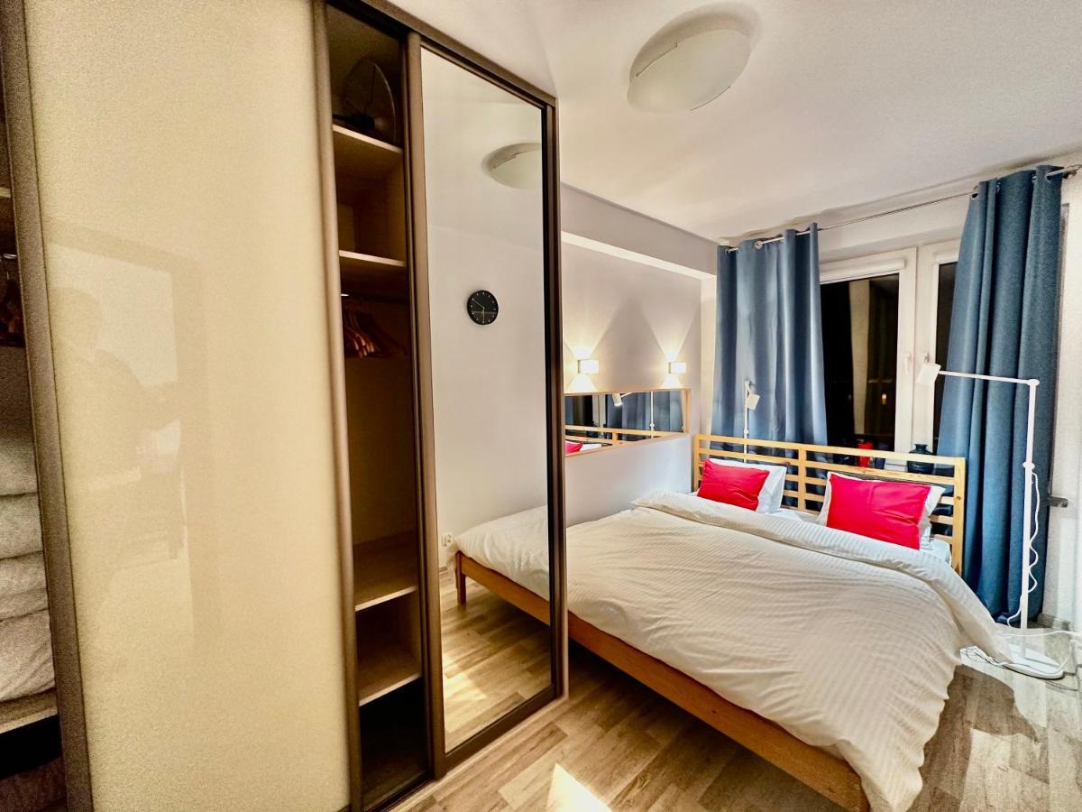 Decor 3 Metro Fast Wifi 1Gbs 80'Tv Hbo Disney Appletv Varsovia Exterior foto