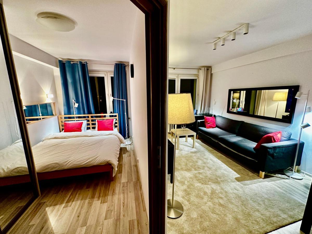 Decor 3 Metro Fast Wifi 1Gbs 80'Tv Hbo Disney Appletv Varsovia Exterior foto