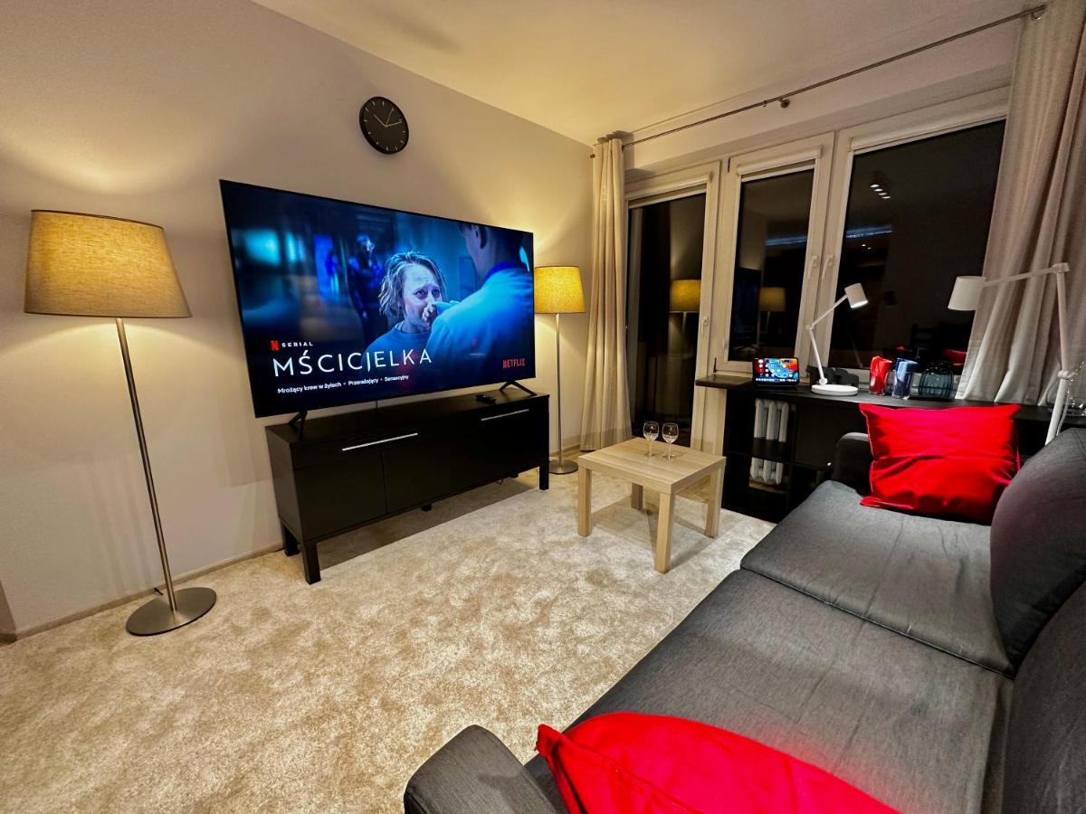 Decor 3 Metro Fast Wifi 1Gbs 80'Tv Hbo Disney Appletv Varsovia Exterior foto
